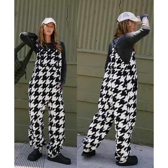 NEW FP Movement Hit The Slopes Fleece Overalls Houndstooth Medium - Picture 2 of 13